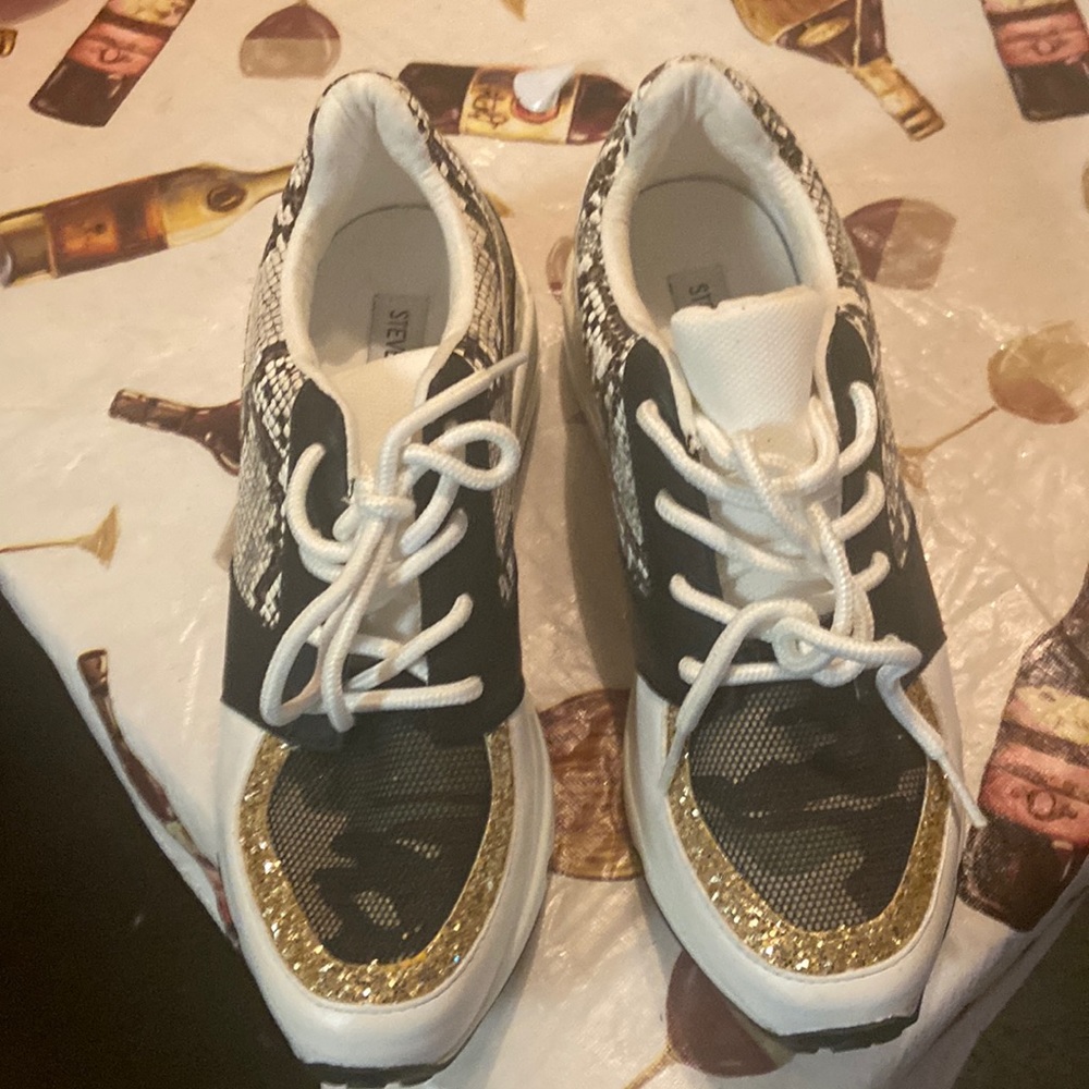 Steve Madden shoes